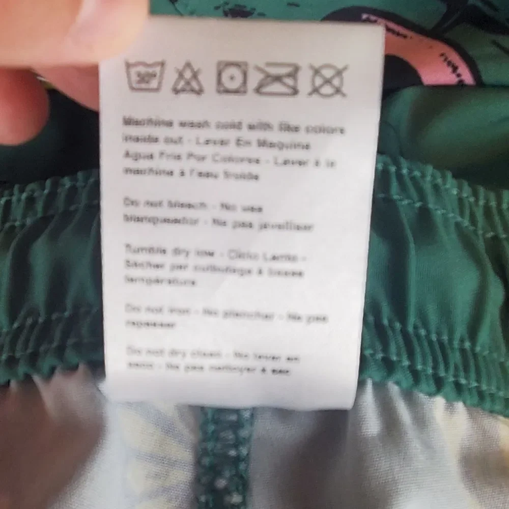 Neff Green Peace Mushroom Print Swim Trunks Size medium